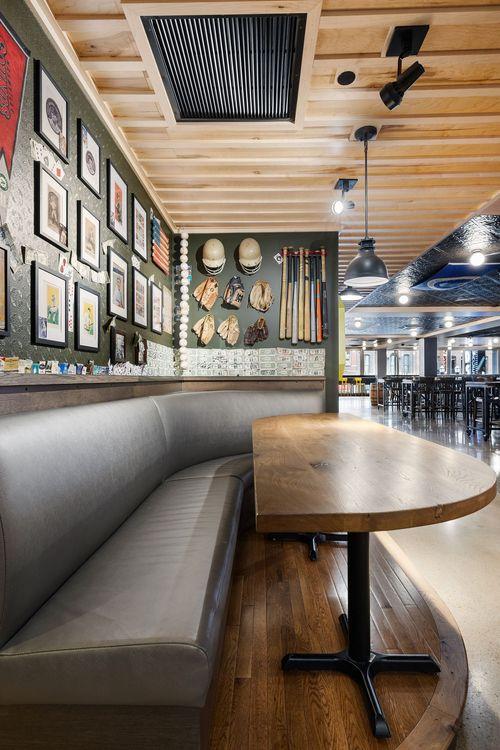 Honky Tonk - Center Mezzanine - Photo 6