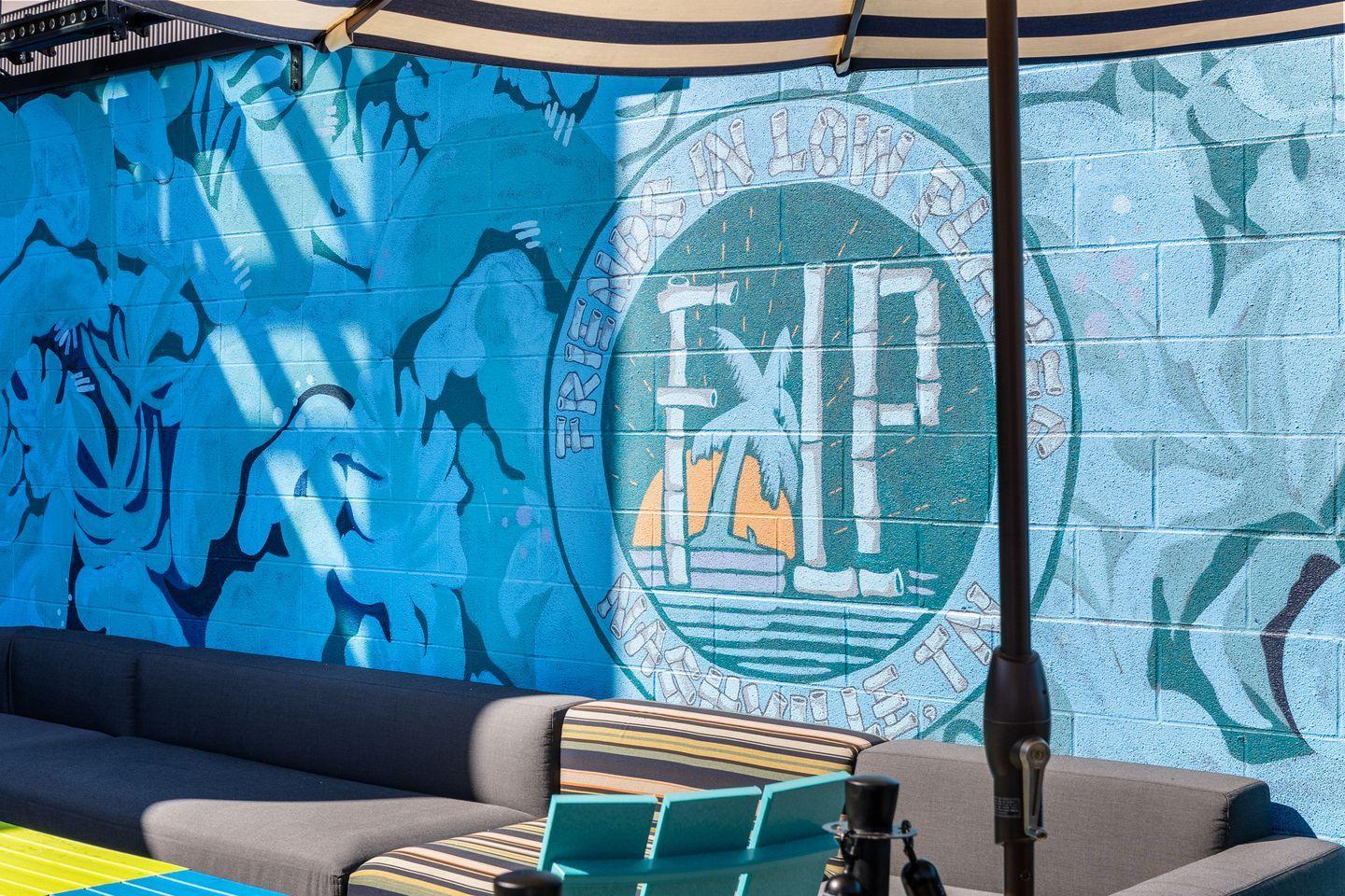 The Oasis - Semi Private Areas - Photo 5