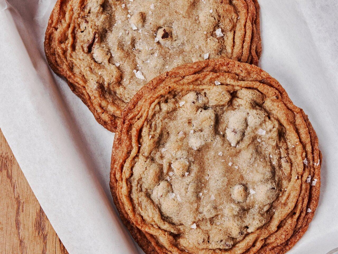 Gooey Chocolate Chip Cookies